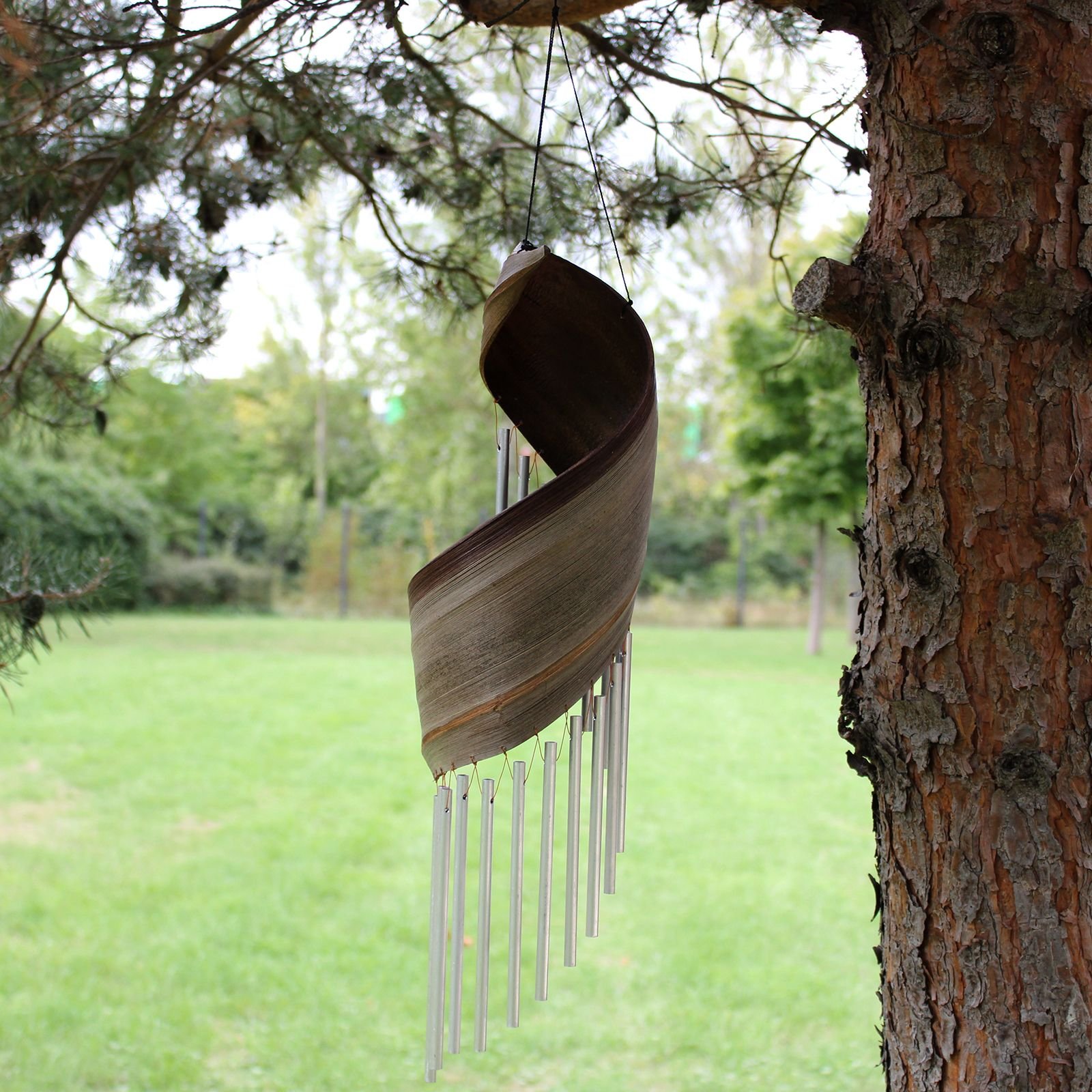 Coconut Leaf Wind Chimes - Natural - imagine 4