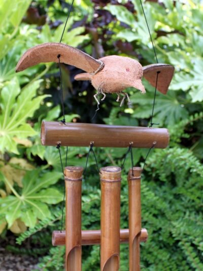 1x Coconut Blackbird Windchimes