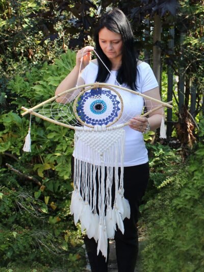 Protection Dream Cather - Lrg Macrame Eye White/ Gey/Brown